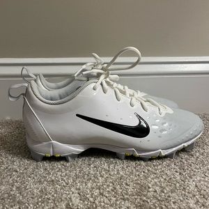 NWOT Nike Hyperdiamond 2 Softball Cleats - Women’s Size 9